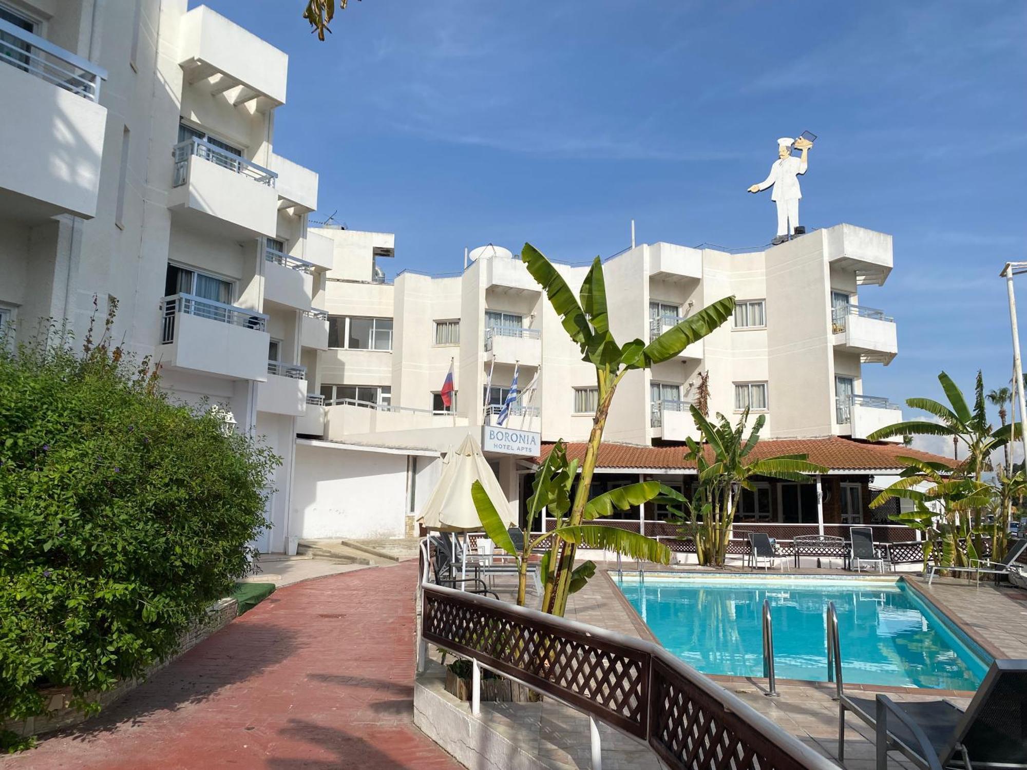 Boronia Hotel Apartments Larnaca Luaran gambar