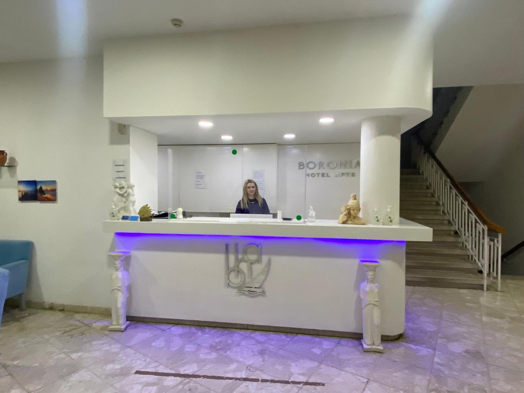 Boronia Hotel Apartments Larnaca Luaran gambar