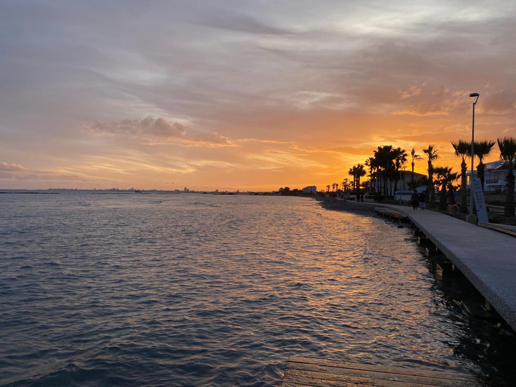 Boronia Hotel Apartments Larnaca Luaran gambar